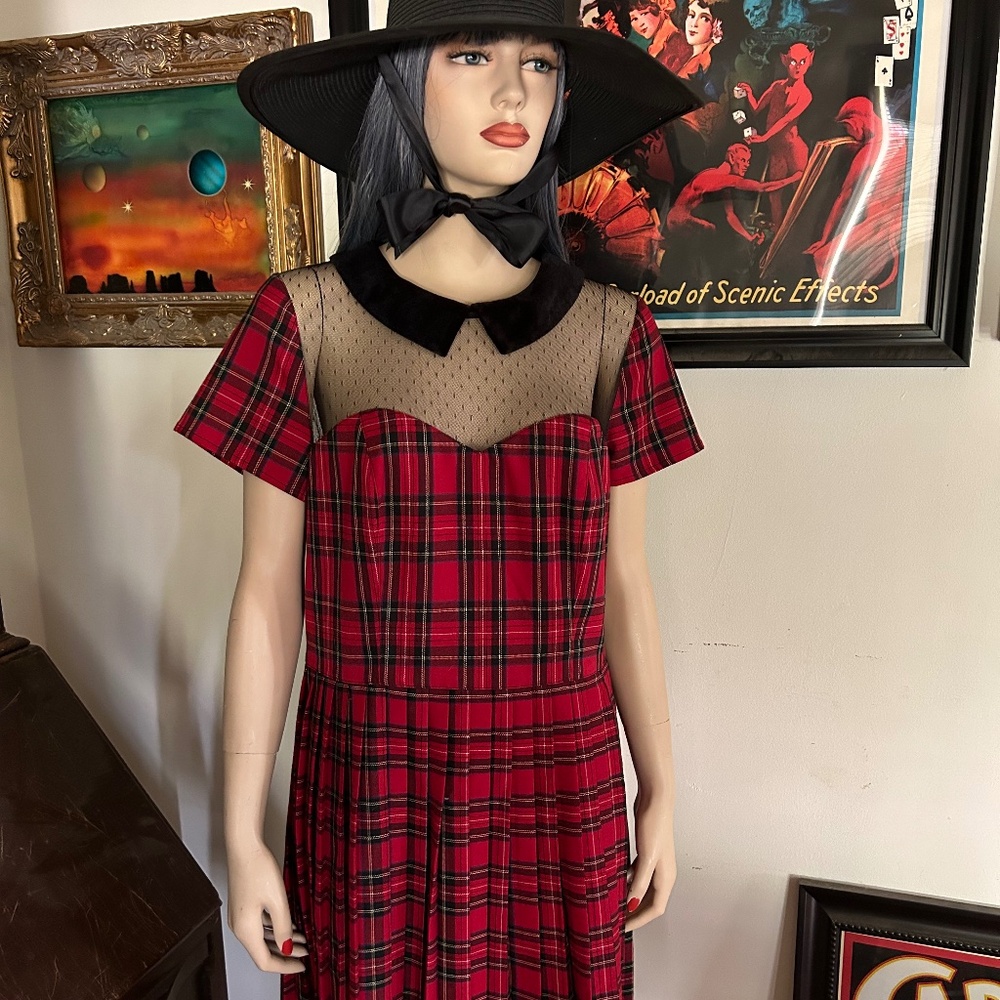 SPIN DOCTOR - Plaid Pleated Dress Mesh Collar Top NWO